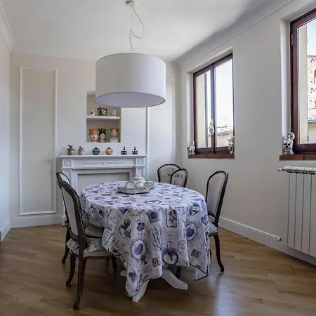 & Modern Apt W/ Netflix-amazon Prime * Lucca
