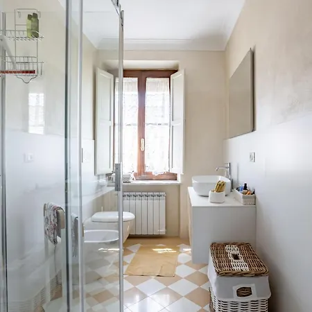 & Modern Apt W/ Netflix-amazon Prime Apartment *