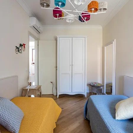 & Modern Apt W/ Netflix-amazon Prime * Lucca